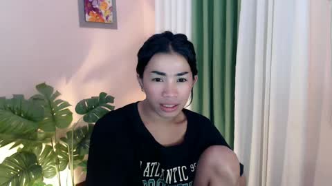 Snapshot of likliklicklengleng chatting on 02/09/25, 09:58 Leng online show from 02/09/25, 09:58