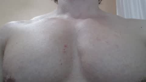 Snapshot of likwidator84 chatting on 02/10/25, 03:03 Maximus online show from 02/10/25, 03:03