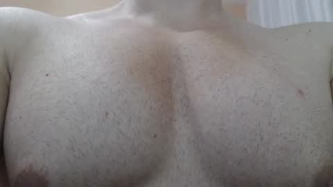 Snapshot of likwidator84 chatting on 09/30/25, 11:04 Maximus online show from 09/30/25, 11:04