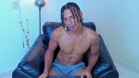 Snapshot of lil___king chatting on 06/20/26, 12:19 Lil KIng online show from 06/20/26, 12:19