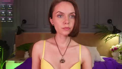 Snapshot of lil__fleur chatting on 07/13/26, 09:17 Lilian online show from 07/13/26, 09:17