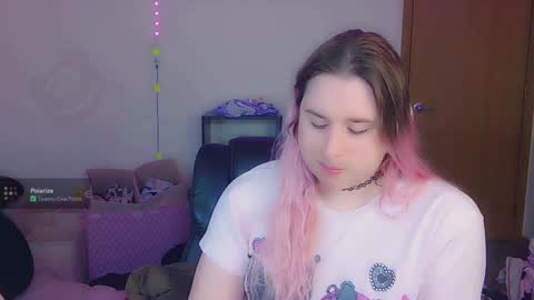 Snapshot of lil_alison_heart chatting on 12/11/24, 02:11 Lil Alison Heart online show from 12/11/24, 02:11