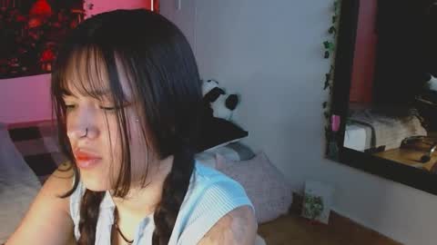 Snapshot of lil_angel7 chatting on 02/24/26, 01:47 lil angel7 online show from 02/24/26, 01:47