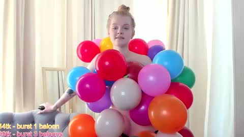 Erica online show from 04/16/26, 11:33