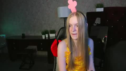 Erica online show from 06/27/26, 12:22