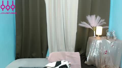 LILY online show from 07/08/26, 02:16
