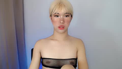 Snapshot of lil_grace1 chatting on 02/02/25, 02:34 grace online show from 02/02/25, 02:34