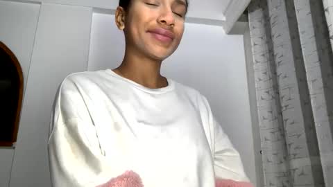 Snapshot of lil_ith chatting on 12/03/25, 08:34 Lilith online show from 12/03/25, 08:34