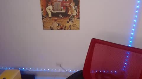 Snapshot of lil_lisaa chatting on 12/19/24, 02:34 Lisaa online show from 12/19/24, 02:34