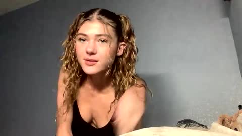 lil_luca online show from 10/21/25, 01:17