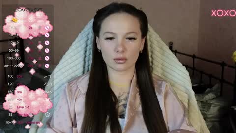 little moon online show from 02/01/25, 04:00