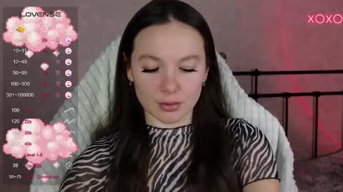 little moon online show from 02/18/25, 04:05