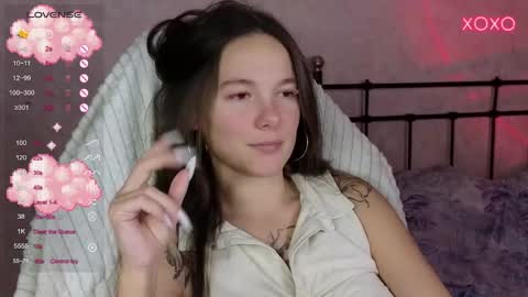 little moon online show from 10/14/25, 04:52