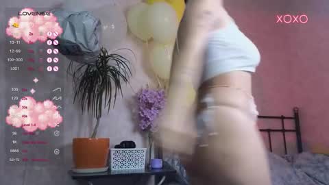 little moon online show from 02/12/26, 04:35