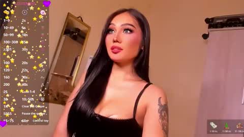 Snapshot of lil_m1ss_silly chatting on 11/30/25, 01:31 Miss Lily online show from 11/30/25, 01:31