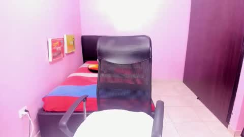 lil_mommy_slut online show from 11/14/25, 11:53