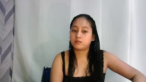 Snapshot of lil_monic18 chatting on 11/08/25, 09:24 lil_monic18 online show from 11/08/25, 09:24