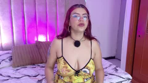 Snapshot of lil_moon1 chatting on 03/31/26, 12:49 bri online show from 03/31/26, 12:49