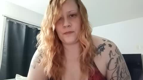 lil_nelli8 online show from 05/08/26, 08:19
