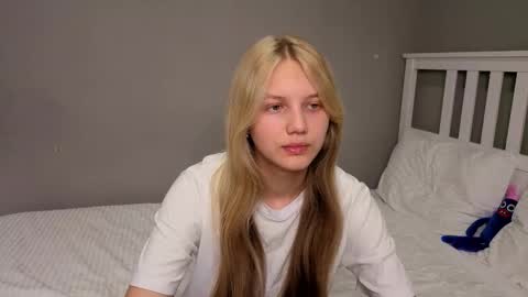 Emma online show from 10/30/25, 11:11