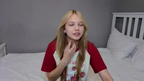 Emma online show from 11/04/25, 07:07