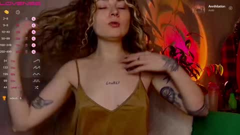 Snapshot of lil_uzi_wet chatting on 04/20/26, 12:24 mills high SOME KIND OF SCHEDULE IS DOWN BELOW online show from 04/20/26, 12:24