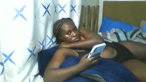Snapshot of lil_wamboi chatting on 05/16/26, 07:34 lil_wamboi online show from 05/16/26, 07:34