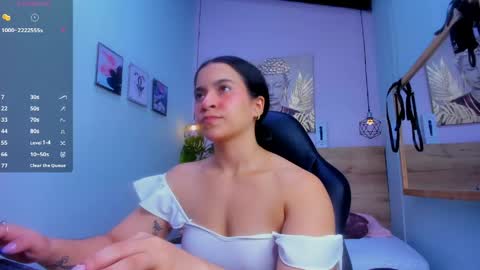 Snapshot of lila_foox chatting on 04/29/26, 06:25 LILA online show from 04/29/26, 06:25