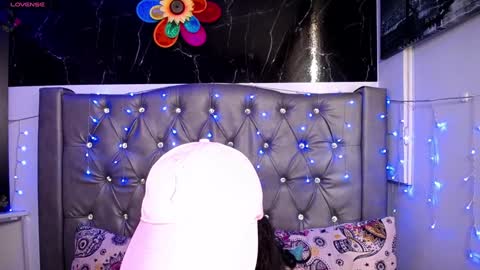   online show from 12/12/24, 06:53