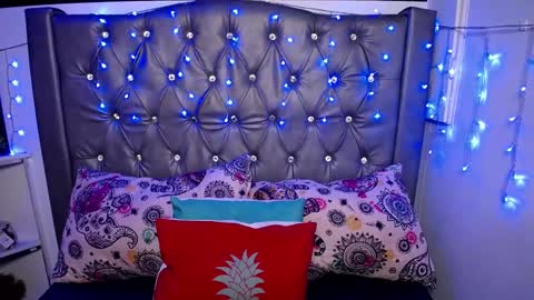   online show from 02/13/25, 11:39