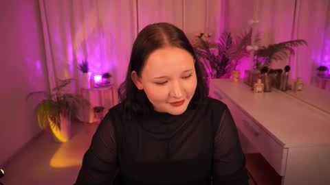  Lila  online show from 10/11/25, 01:42