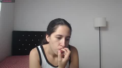 Snapshot of lilacream chatting on 10/21/25, 03:02 Lila Cream online show from 10/21/25, 03:02