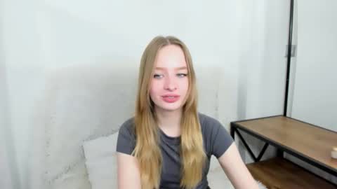 LiliaDesire online show from 01/24/25, 09:17