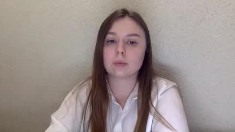 Lily online show from 10/01/25, 07:20