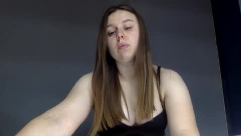 Lily online show from 10/14/25, 08:15