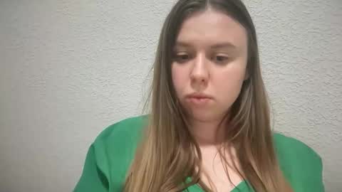 Lily online show from 10/14/25, 09:15