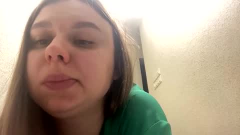 Lily online show from 10/16/25, 10:33