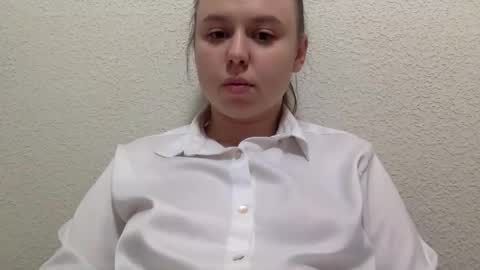 Lily online show from 10/18/25, 02:18