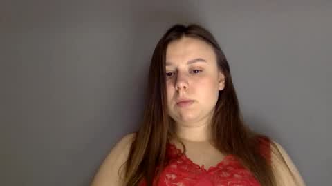 Lily online show from 10/24/25, 07:10