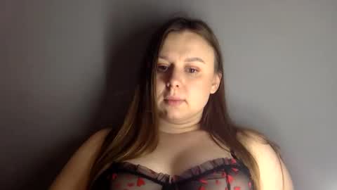 Lily online show from 10/26/25, 08:15