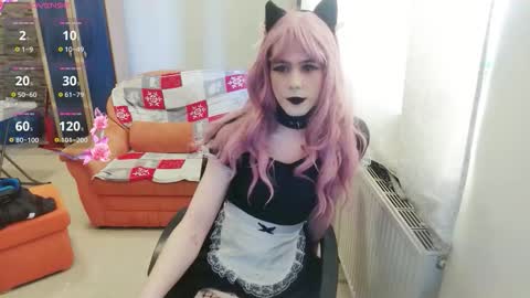 lilah_ts online show from 10/20/25, 12:16