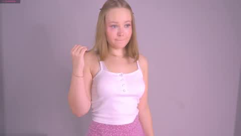 Sofi online show from 11/09/25, 03:10