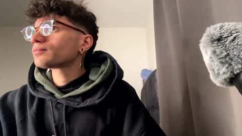 Yeh online show from 01/31/25, 07:18