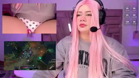 Snapshot of lilapop__ chatting on 04/18/26, 01:26 Lila online show from 04/18/26, 01:26