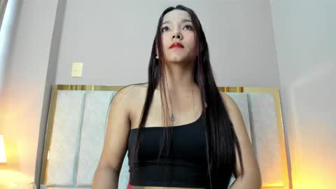 Snapshot of lilarosss chatting on 04/24/26, 11:45 Lila Ross online show from 04/24/26, 11:45