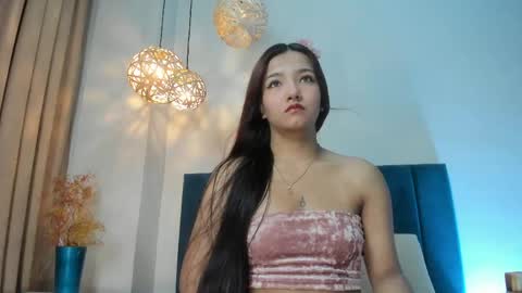 Snapshot of lilarosss chatting on 05/27/26, 11:51 Lila Ross online show from 05/27/26, 11:51