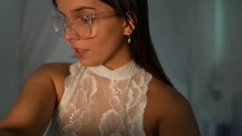 Rebecca online show from 10/07/25, 04:15