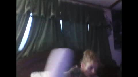 Snapshot of lilbit4u chatting on 12/29/24, 12:45 lilbit4u online show from 12/29/24, 12:45