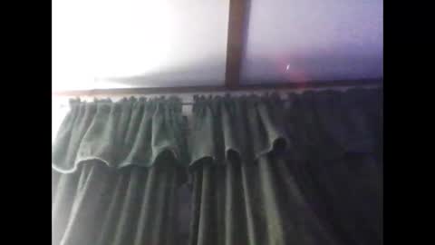 Snapshot of lilbit4u chatting on 12/30/24, 02:31 lilbit4u online show from 12/30/24, 02:31