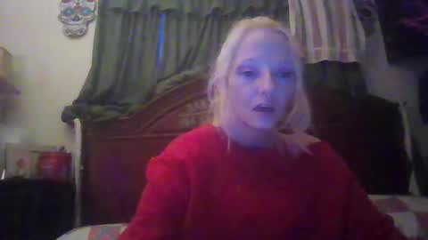 Snapshot of lilbit4u chatting on 02/19/25, 11:36 lilbit4u online show from 02/19/25, 11:36